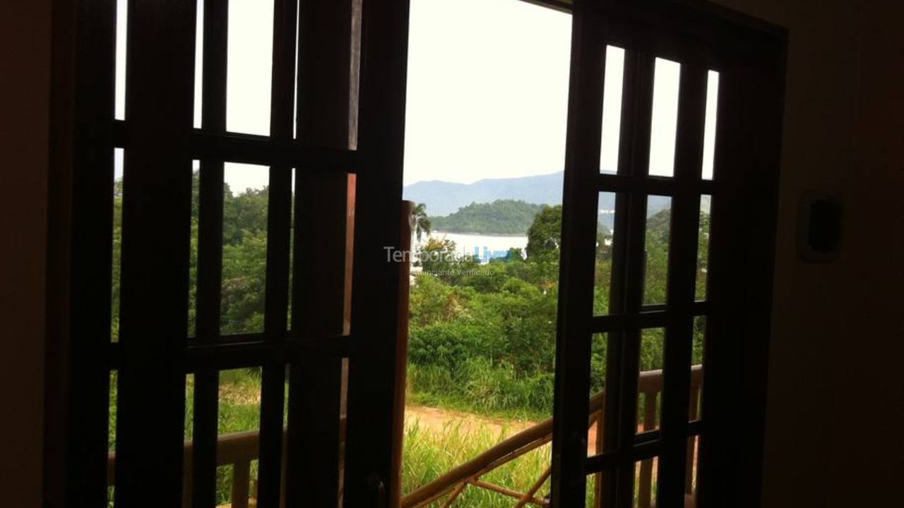 Casa para alquiler de vacaciones em Ubatuba (Lagoinha)