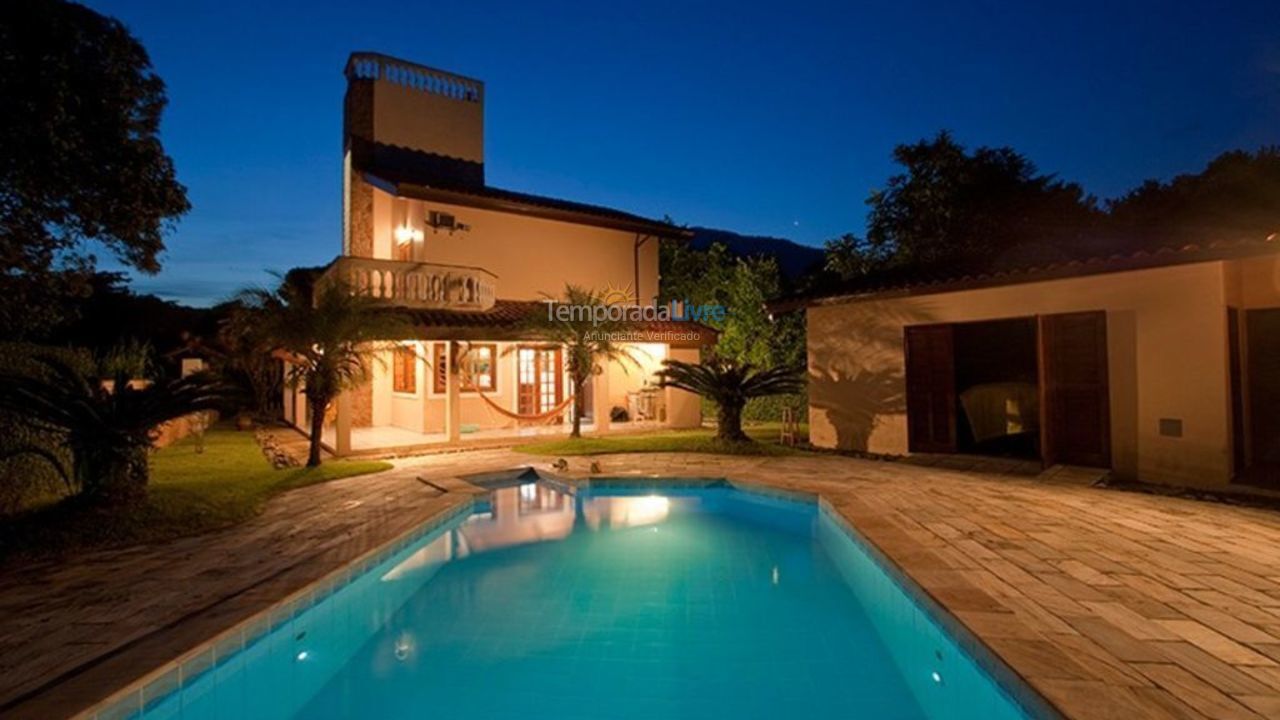 Casa para alquiler de vacaciones em Ubatuba (Praia Prumirim)