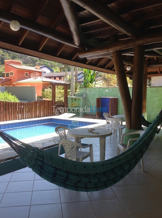 Casa para alquiler de vacaciones em Ubatuba (Condomínio Pedra Verde Domingas Dias)