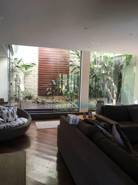 Chácara / sítio para aluguel de temporada em águas de São Pedro (Vertentes das águas)