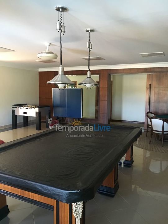 Chácara / sítio para aluguel de temporada em águas de São Pedro (Vertentes das águas)