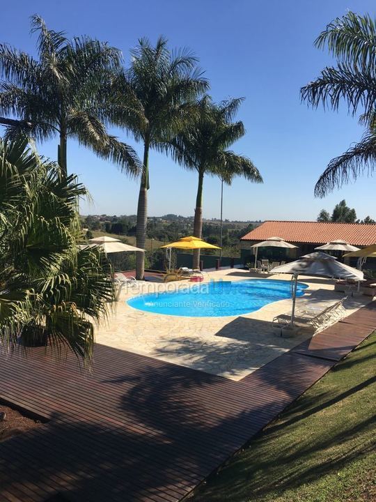 Chácara / sítio para aluguel de temporada em águas de São Pedro (Vertentes das águas)