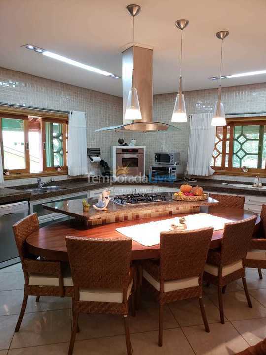 Chácara / sítio para aluguel de temporada em águas de São Pedro (Vertentes das águas)