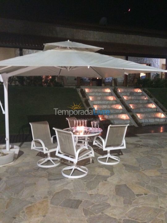 Chácara / sítio para aluguel de temporada em águas de São Pedro (Vertentes das águas)