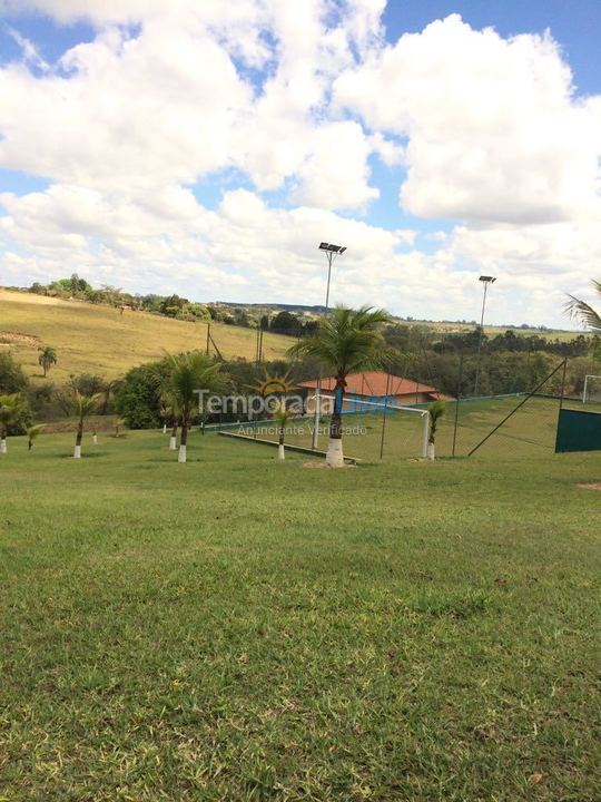 Chácara / sítio para aluguel de temporada em águas de São Pedro (Vertentes das águas)