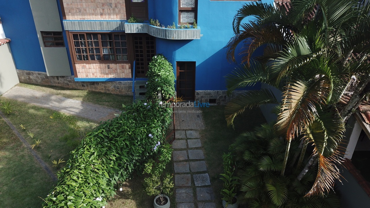 Casa para aluguel de temporada em Ubatuba (Enseada)