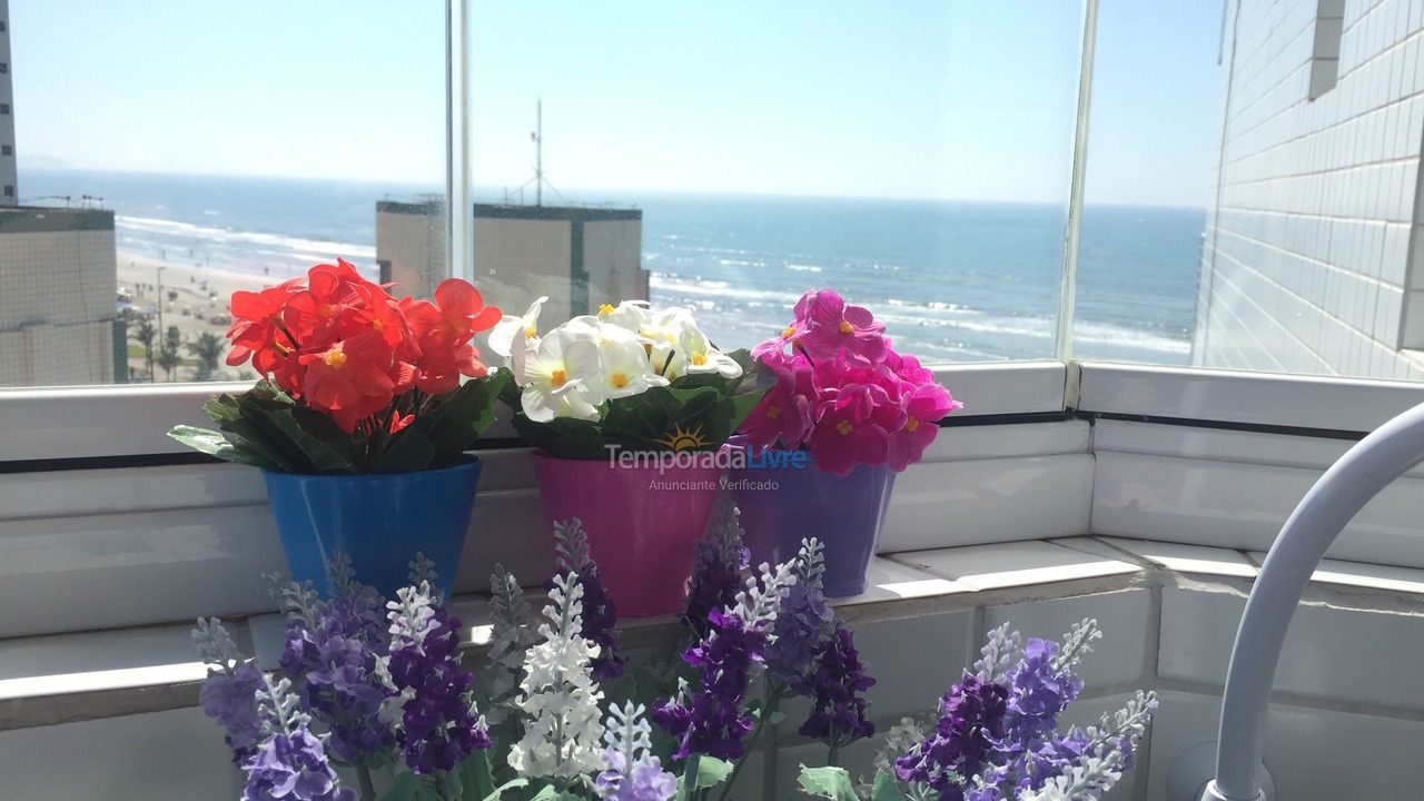 Apartamento para aluguel de temporada em Praia Grande (Praia do Caiçara)