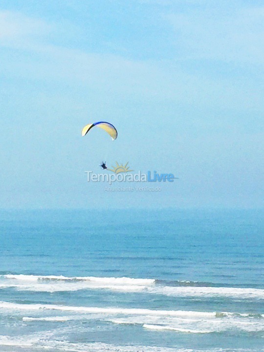 Apartamento para aluguel de temporada em Praia Grande (Praia do Caiçara)