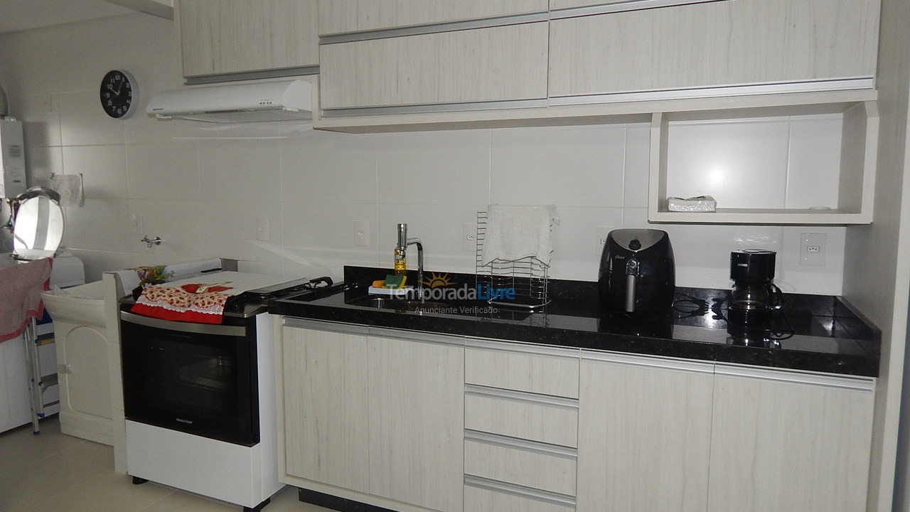 Apartamento para aluguel de temporada em Florianopolis (Praia dos Ingleses)