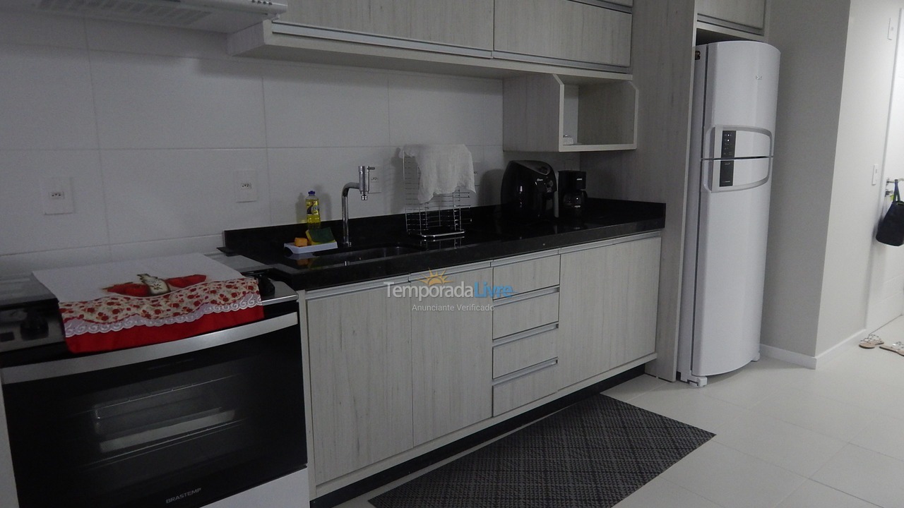 Apartamento para aluguel de temporada em Florianopolis (Praia dos Ingleses)