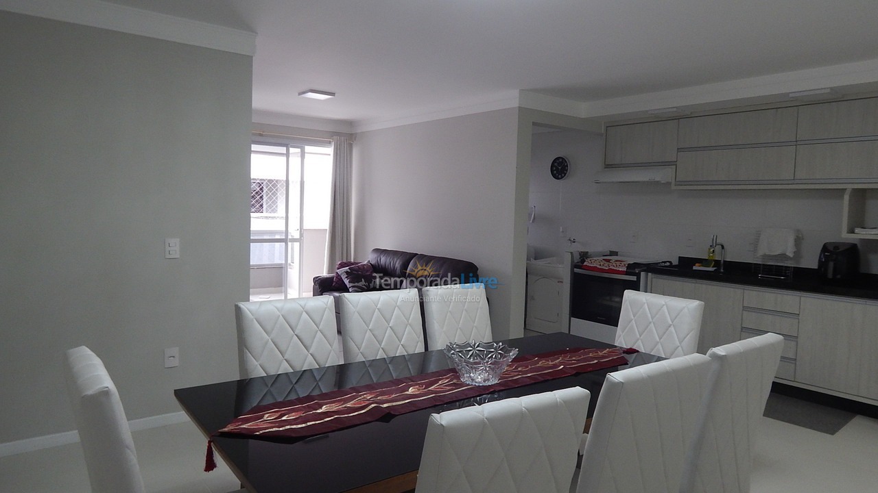 Apartamento para aluguel de temporada em Florianopolis (Praia dos Ingleses)