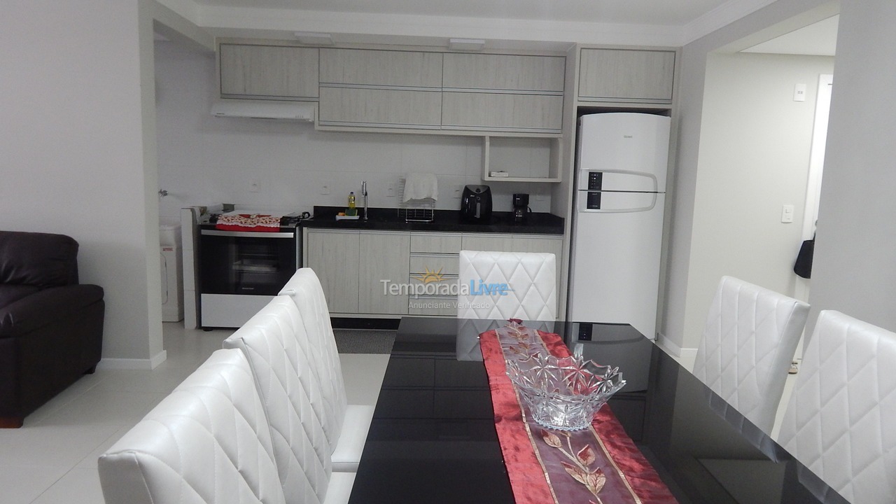 Apartamento para aluguel de temporada em Florianopolis (Praia dos Ingleses)