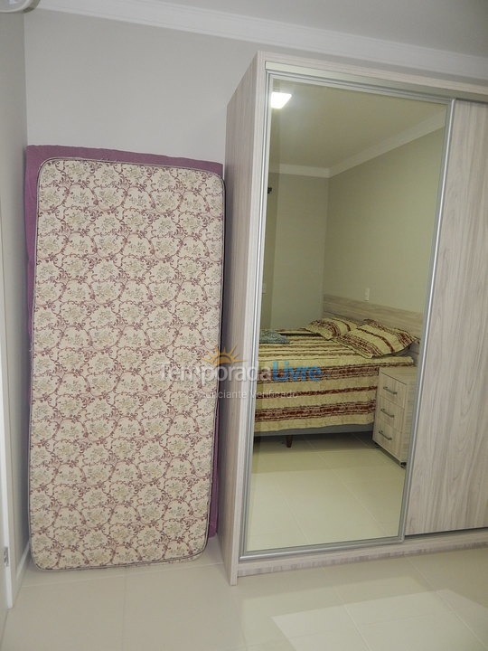 Apartamento para aluguel de temporada em Florianopolis (Praia dos Ingleses)