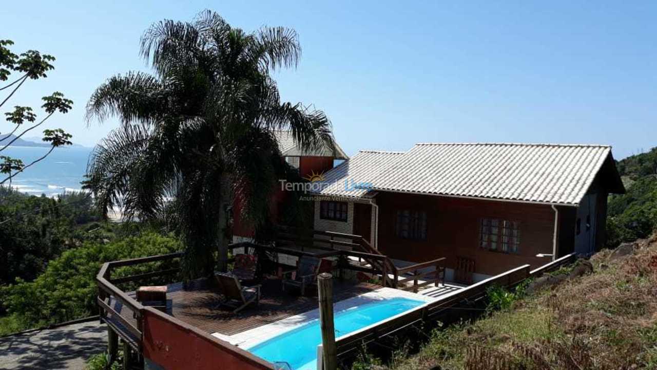 Casa para aluguel de temporada em Garopaba (Praia da Gamboa)