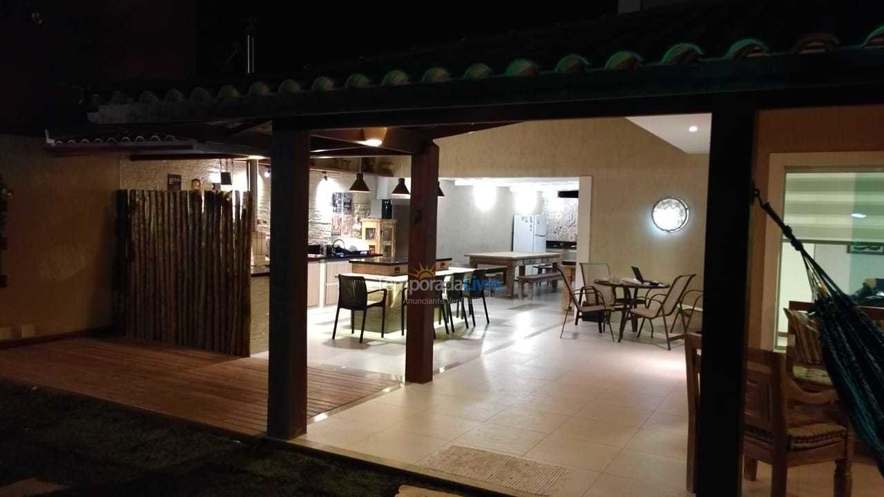 Casa para aluguel de temporada em Armação dos Búzios (Geribá)