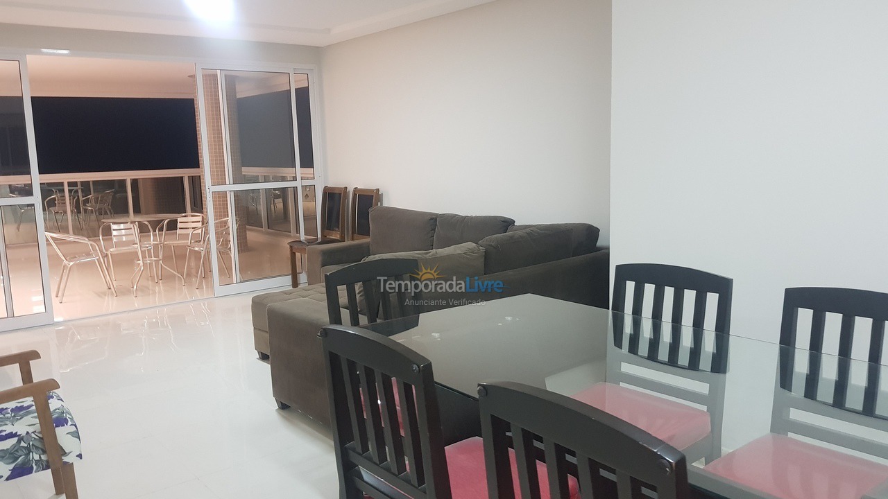 Apartamento para aluguel de temporada em Guarapari (Praia do Morro)