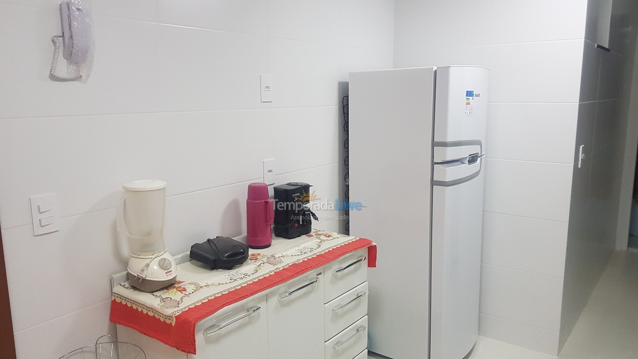 Apartamento para aluguel de temporada em Guarapari (Praia do Morro)