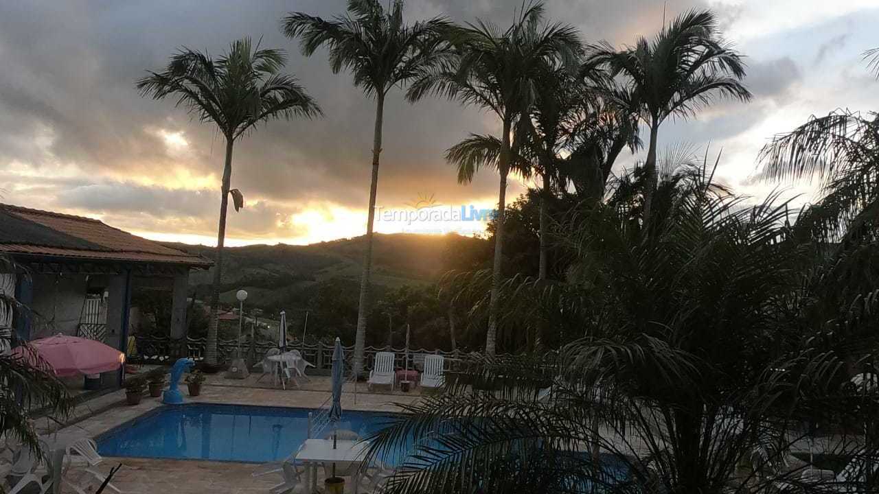 Granja para alquiler de vacaciones em Socorro (Bairro dos Pereiras)