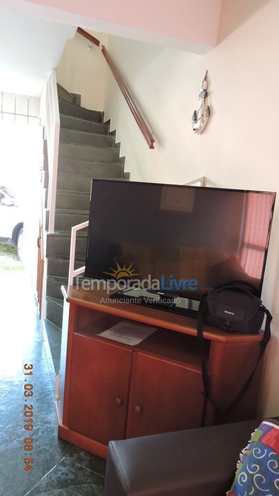 Casa para aluguel de temporada em Ubatuba (Praia das Toninhas)