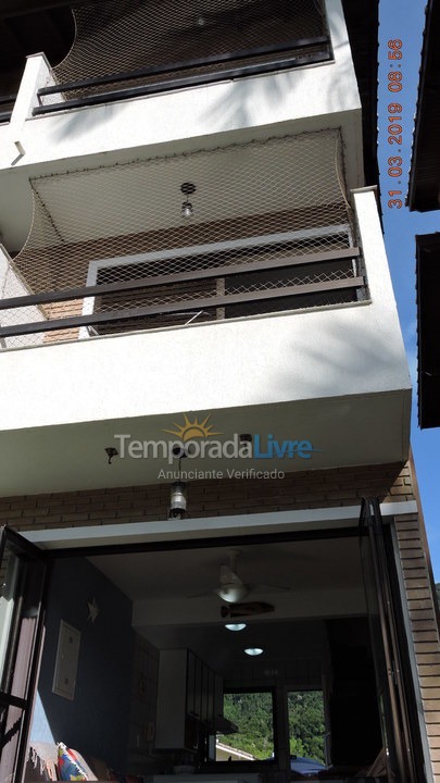 Casa para aluguel de temporada em Ubatuba (Praia das Toninhas)