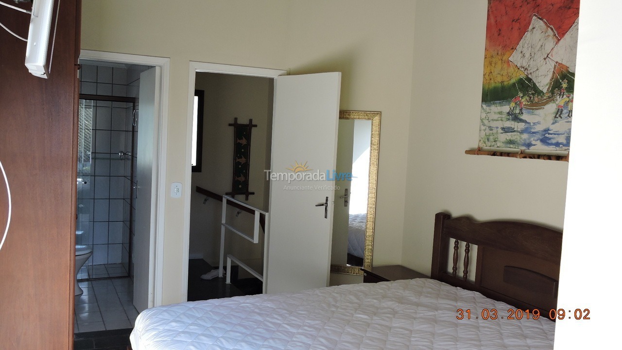 Casa para aluguel de temporada em Ubatuba (Praia das Toninhas)