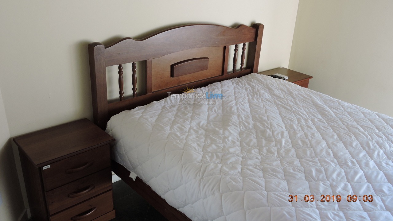 Casa para aluguel de temporada em Ubatuba (Praia das Toninhas)