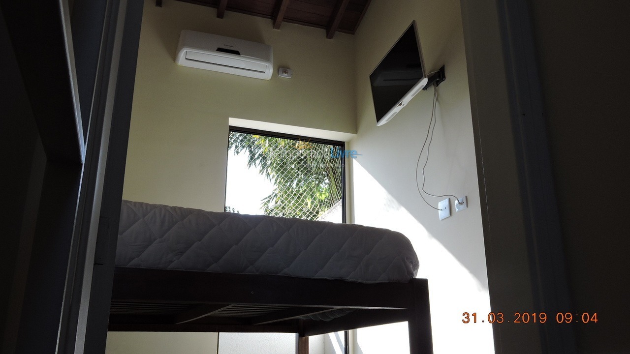 Casa para aluguel de temporada em Ubatuba (Praia das Toninhas)