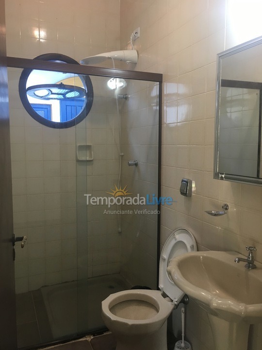 Casa para aluguel de temporada em São Sebastião (Praia deserta)