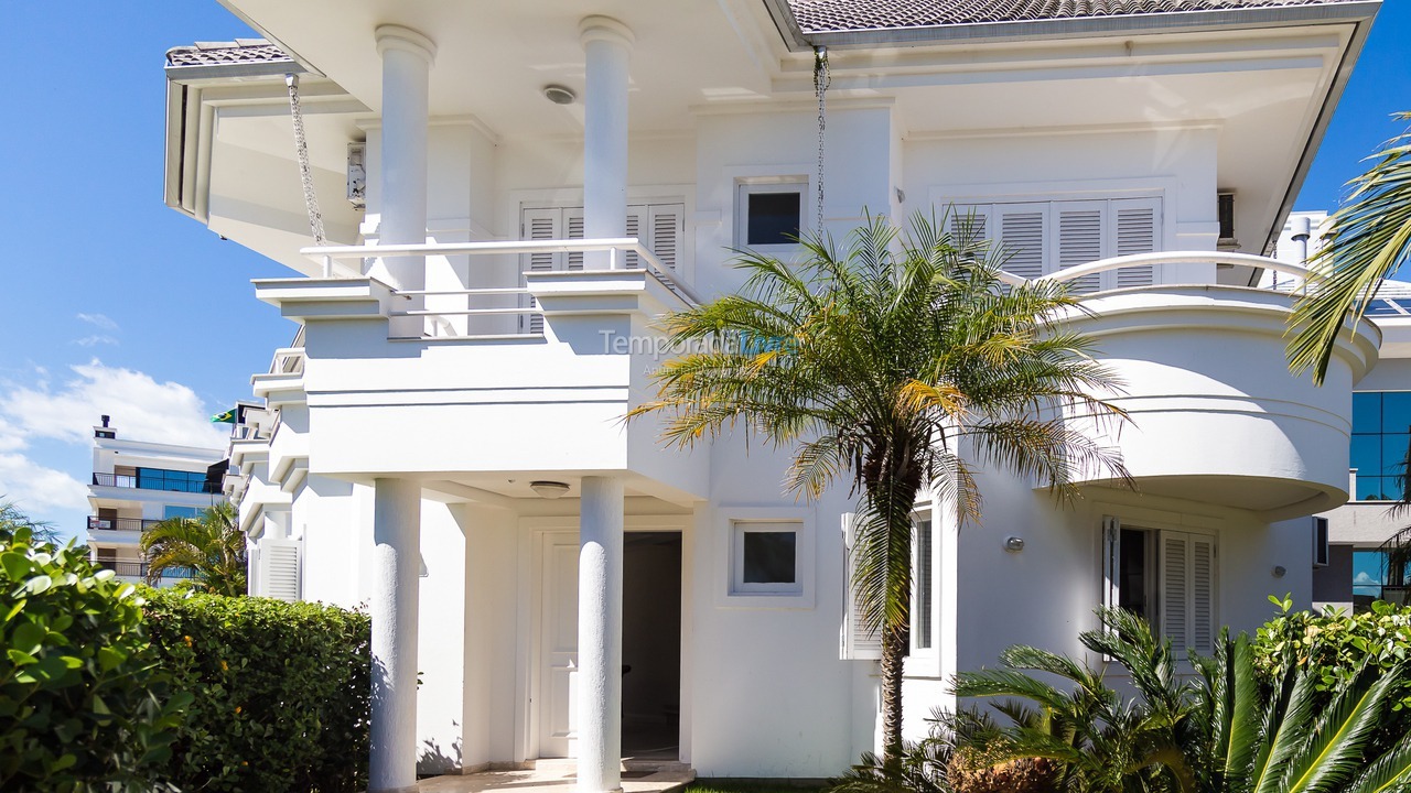Casa para aluguel de temporada em Florianopolis (Jurerê Internacional)