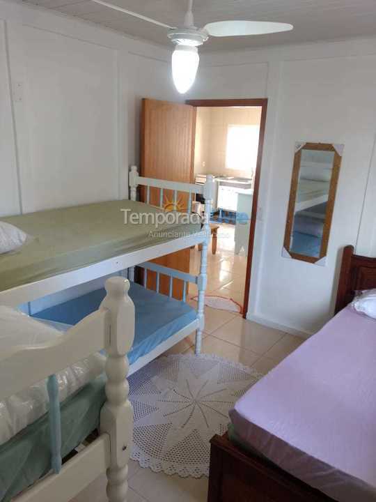 Casa para alquiler de vacaciones em Cananéia (Ilha Comprida Boqueirão Sul Em Frente à Cananéia)