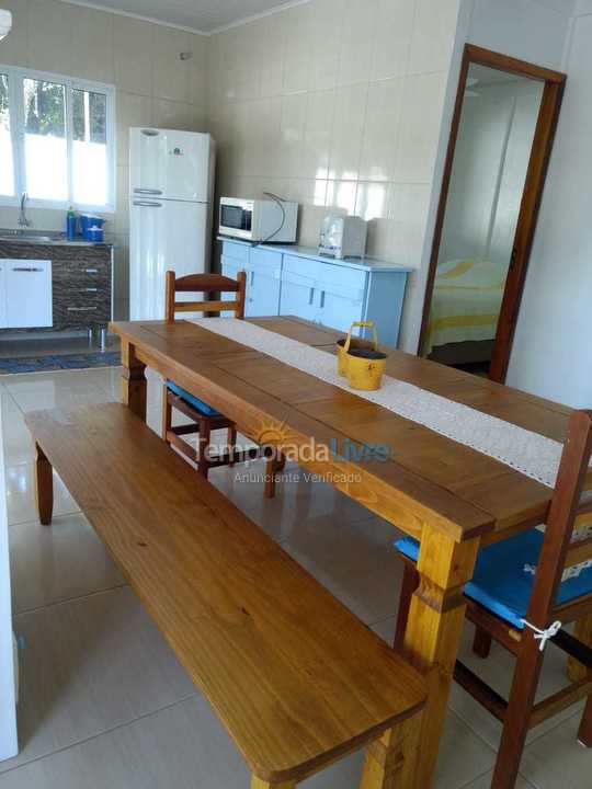 Casa para alquiler de vacaciones em Cananéia (Ilha Comprida Boqueirão Sul Em Frente à Cananéia)