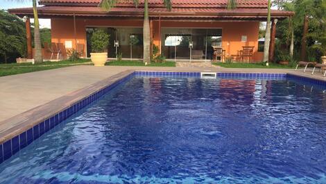 Piscina aquecida elétrica/solar