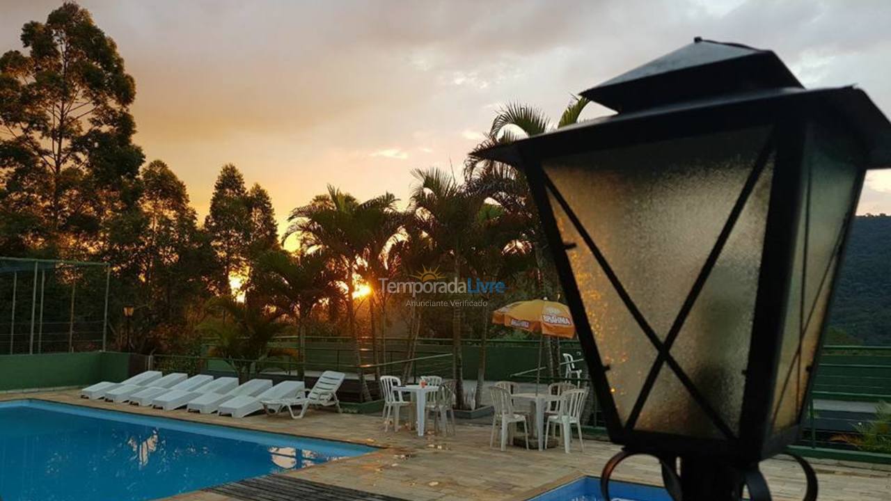 Chácara / sítio para aluguel de temporada em Nazaré Paulista (Ribeirao Acima)