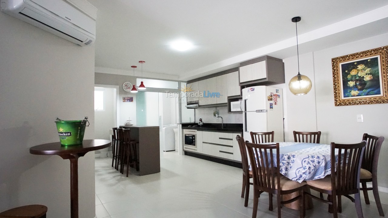 Apartamento para aluguel de temporada em Florianopolis (Praia dos Ingleses)