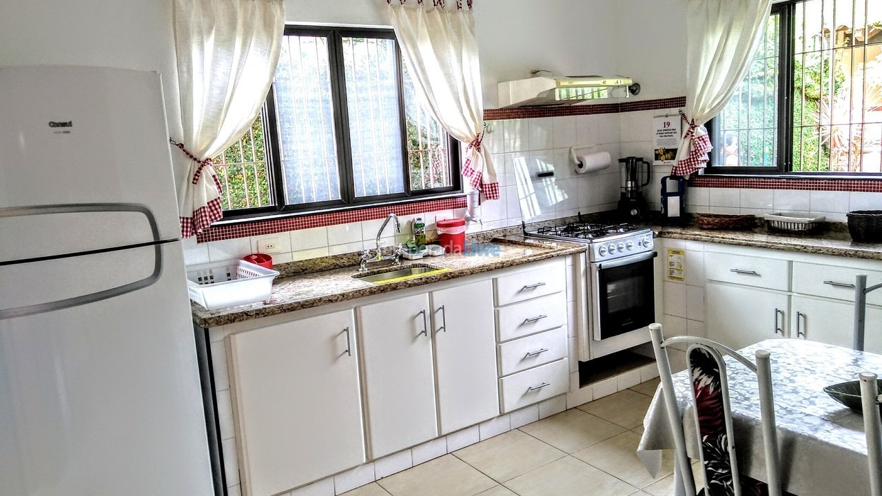 Casa para aluguel de temporada em São Sebastião (Juquehy)