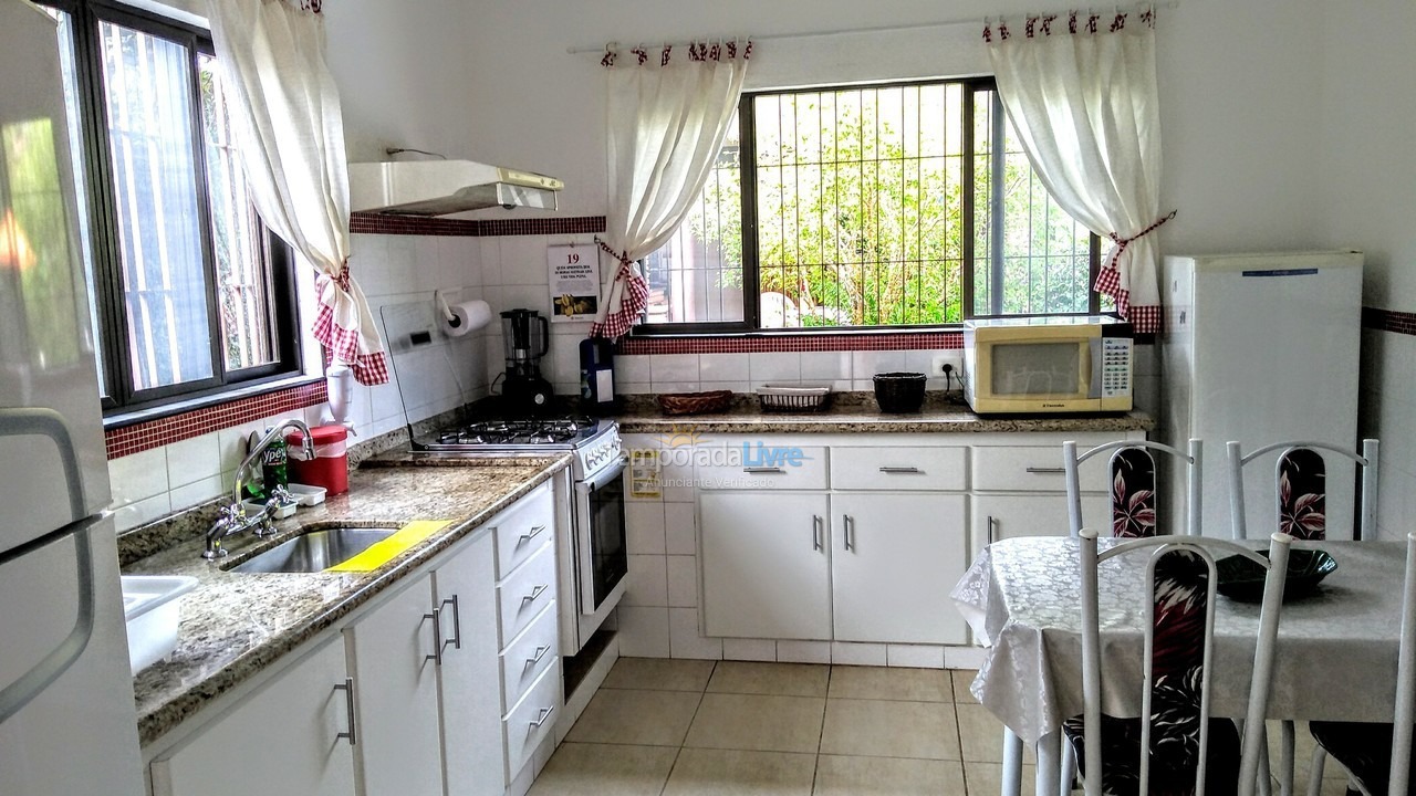 Casa para aluguel de temporada em São Sebastião (Juquehy)