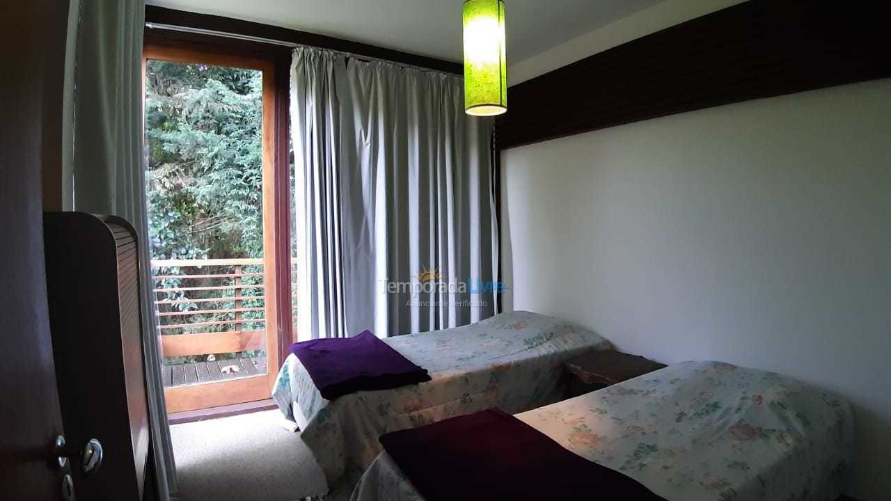 House for vacation rental in Campos do Jordão (Loteamento Véu da Noiva)