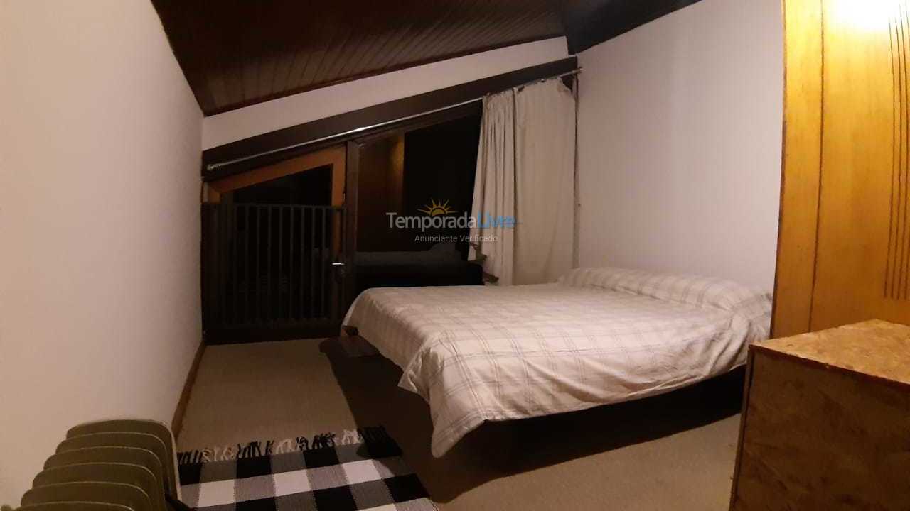 House for vacation rental in Campos do Jordão (Loteamento Véu da Noiva)