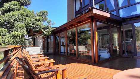 Casa para alugar em Campos do Jordão - Loteamento Véu da Noiva