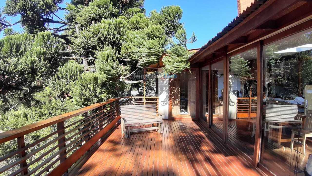 House for vacation rental in Campos do Jordão (Loteamento Véu da Noiva)