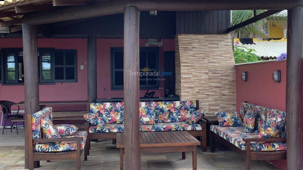 Casa para aluguel de temporada em Guaratuba (Barra do Saí)
