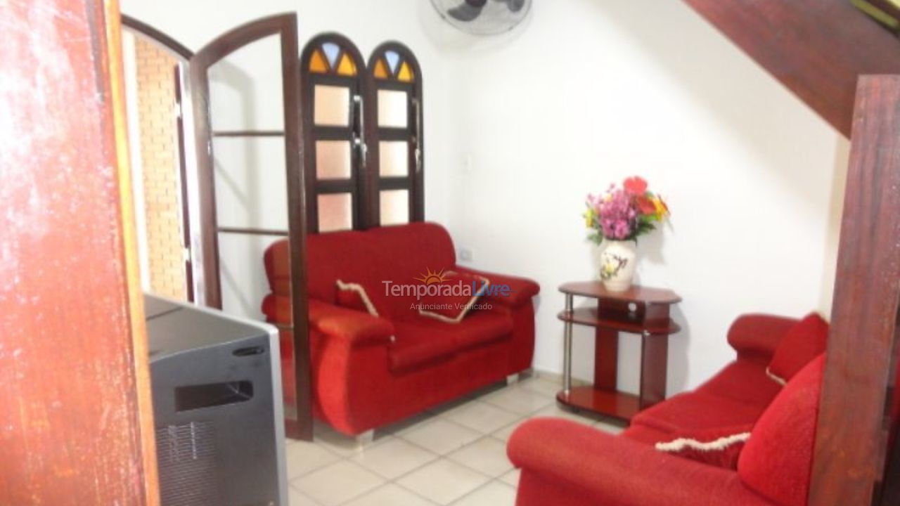 Casa para aluguel de temporada em Ubatuba (Praia do Lázaro)