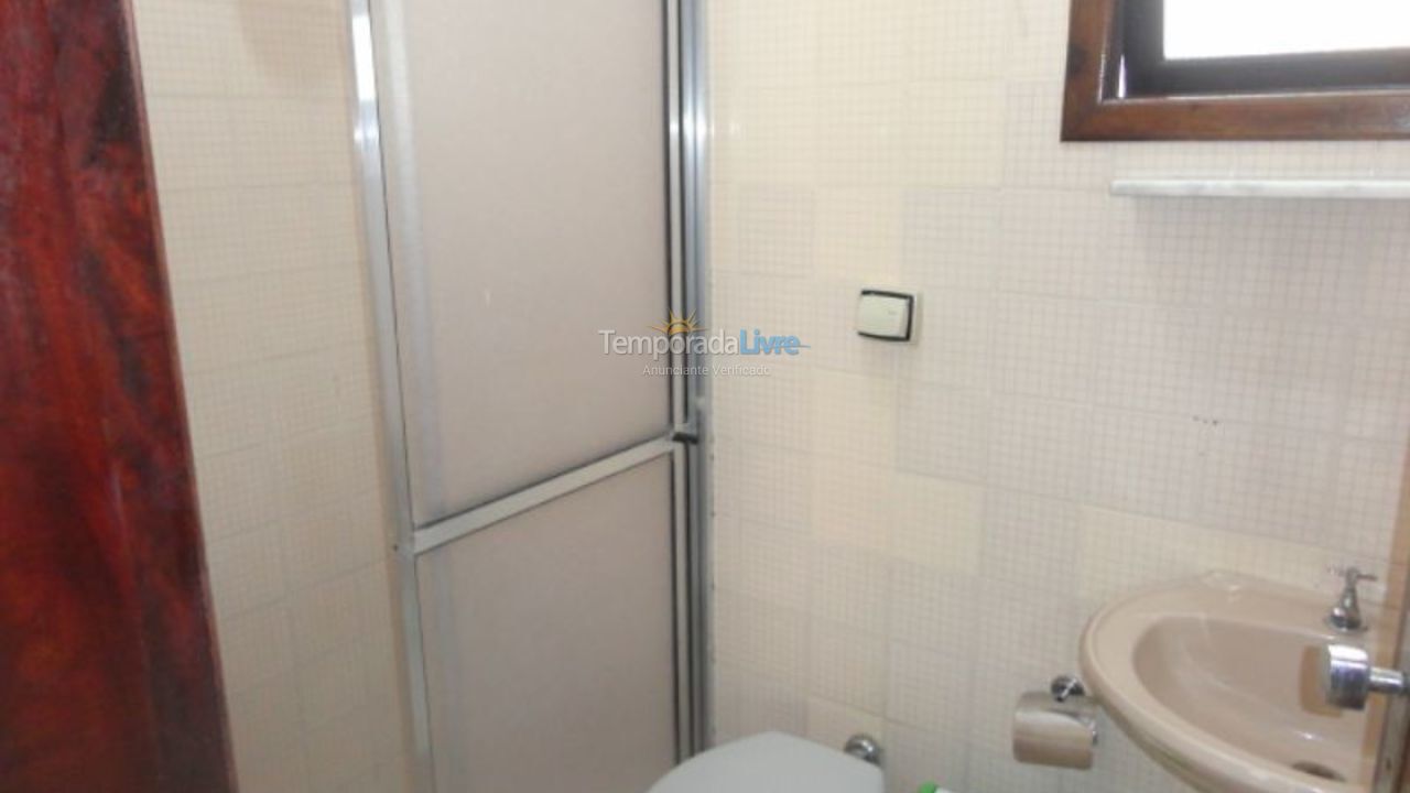 Casa para aluguel de temporada em Ubatuba (Praia do Lázaro)