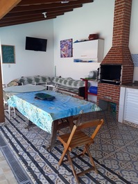 Área de lazer com churrasqueira