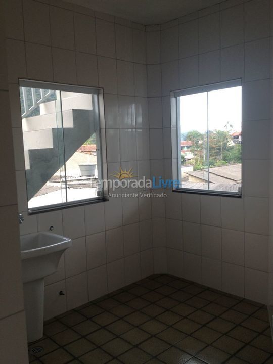 Casa para aluguel de temporada em Ubatuba (Pereque Açu)