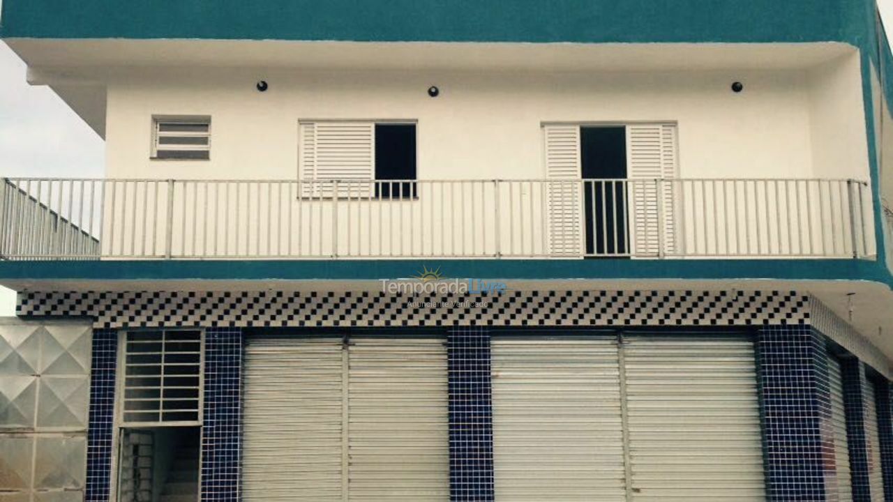 Casa para aluguel de temporada em Ubatuba (Pereque Açu)