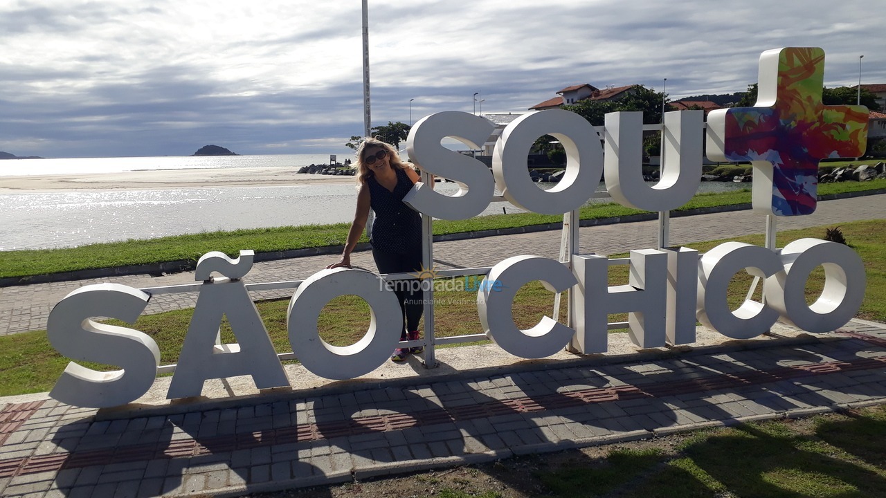 Casa para aluguel de temporada em São Francisco do Sul (Enseada)
