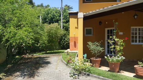 Casa con piscina Cond. Cerrado en Paraty - RJ