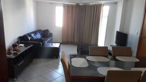 Ap de 3 dormitorios, 2 baños, vistas al mar, Wi-fi, C / garaje.