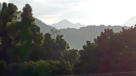 Vista a esquerda da varanda